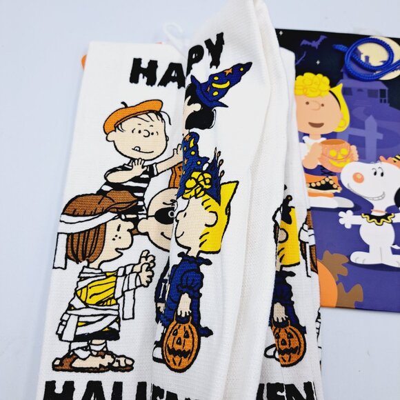 Charlie Brown Peanuts Snoopy Halloween Kitchen Towel & Gift Bag - Picture 3 of 7